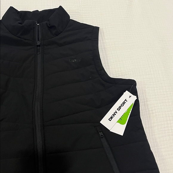 DKNY Black puffy Quilted Vest- New with Tags Size L - Picture 3 of 6
